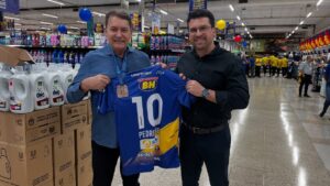 🏐 moc vÔlei na inauguraÇÃo do bh 🏬nossa equipe esteve presente na inauguração de mais uma loja - montes claros vôlei